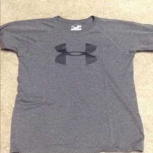 Grey boys large under armor t shirt